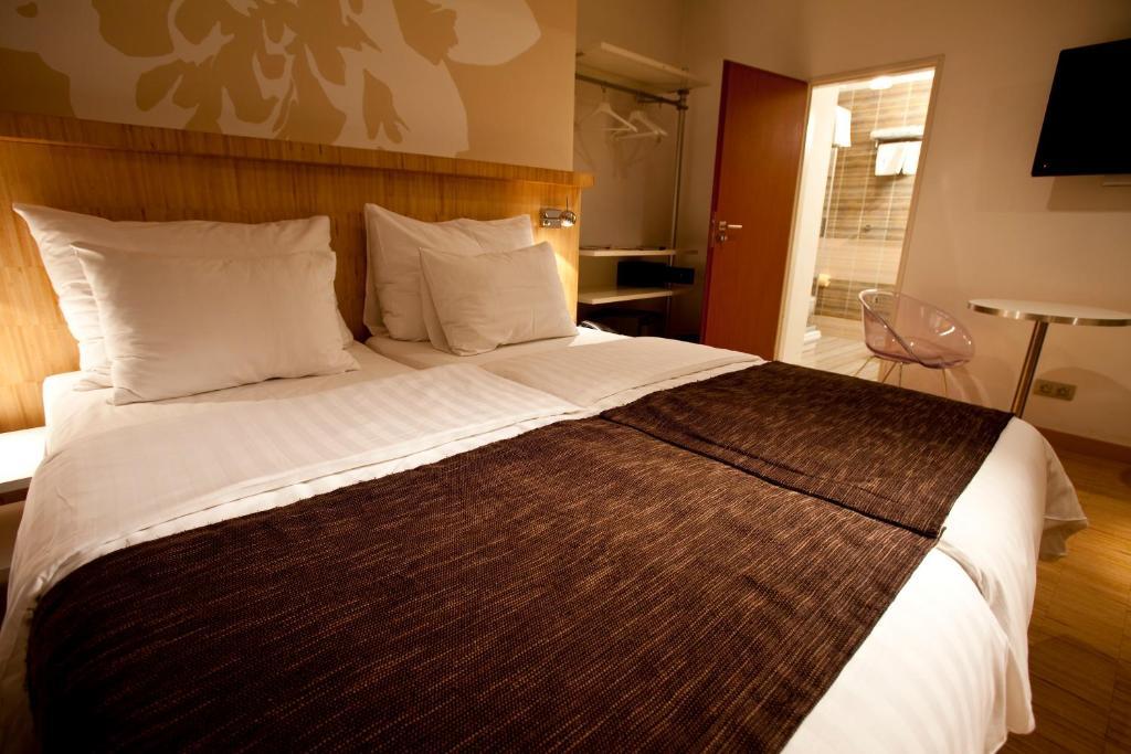 Dahlia Inn Prága Szoba fotó